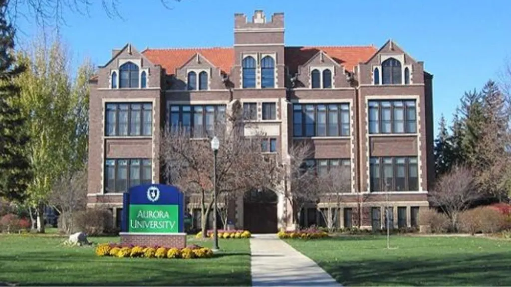 Aurora University