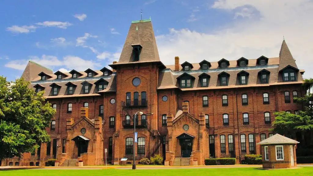 Hampton University