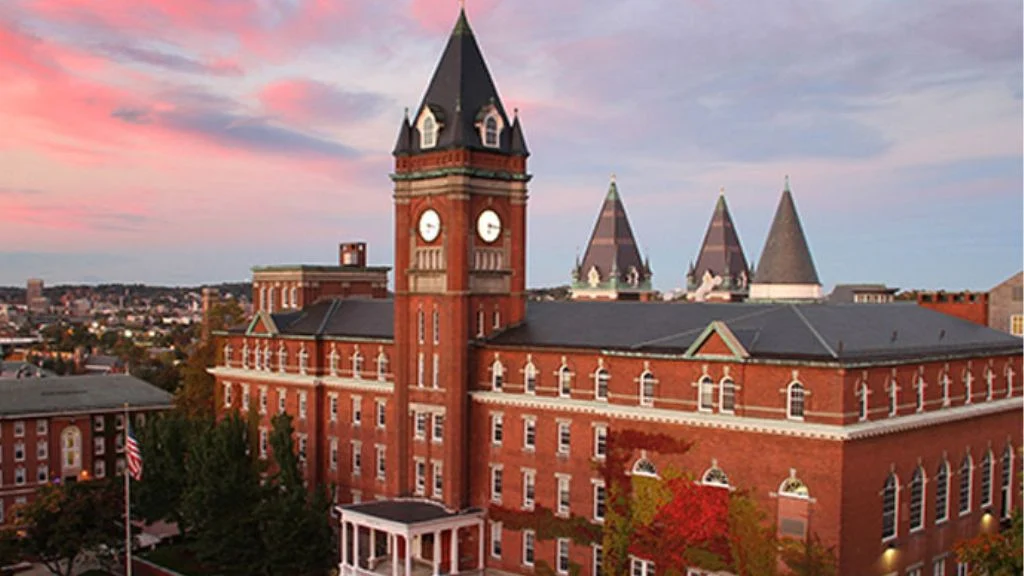 College of Holy Cross