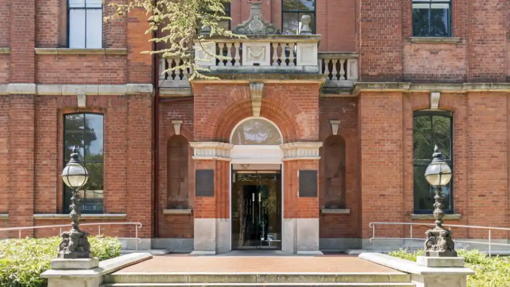 Smurfit Graduate Business School,